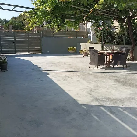 Petrochori Memories House- Floor 0